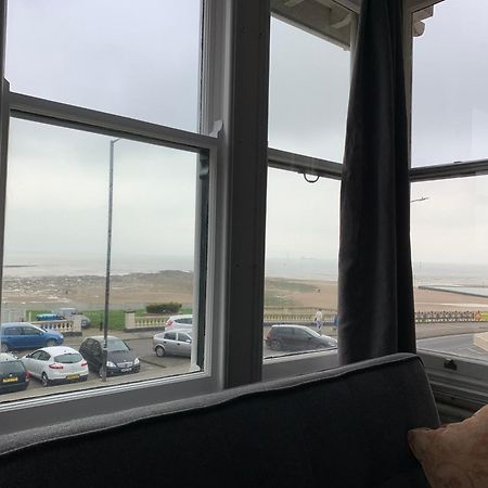 Ocean View Double With Ensuite, With Access To Private Garden And Bike Store Маргит Экстерьер фото