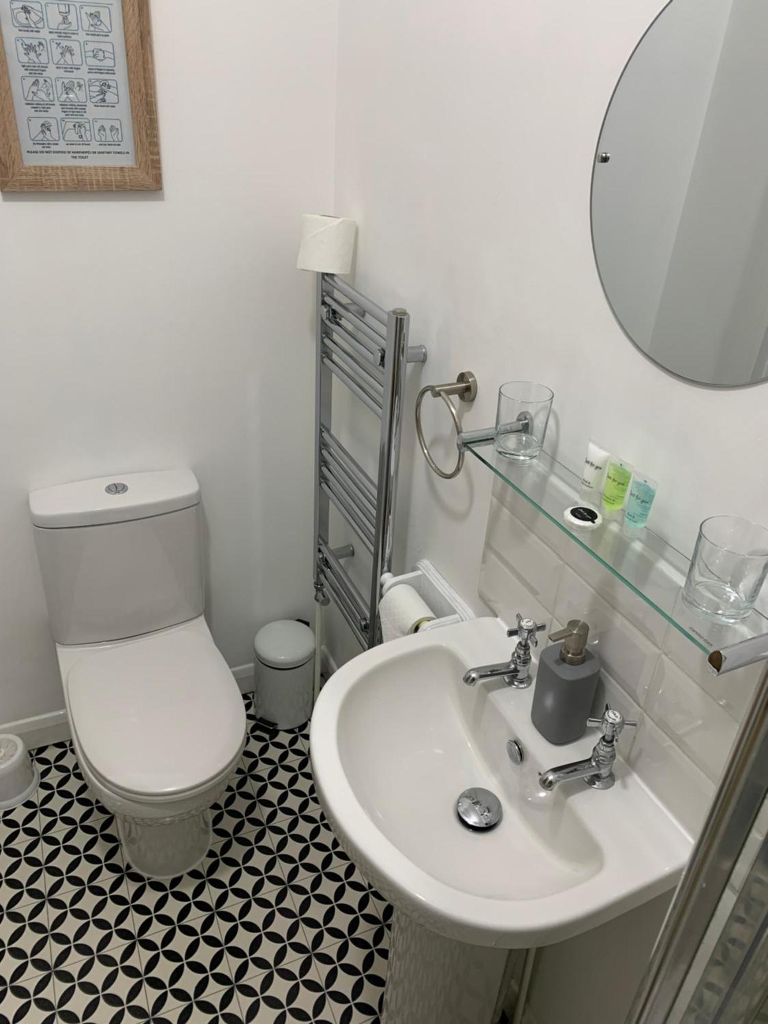 Ocean View Double With Ensuite, With Access To Private Garden And Bike Store Маргит Экстерьер фото